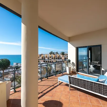 Penthouse Sea View 3bed Cosmo דירה *